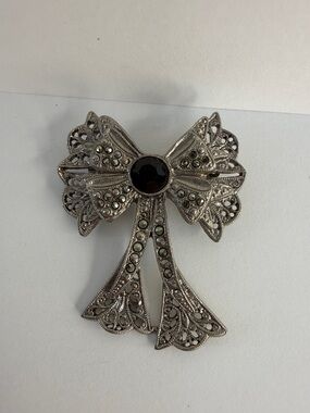 Vintage Silver Bow Brooch with Black Center Stone and Marcasite